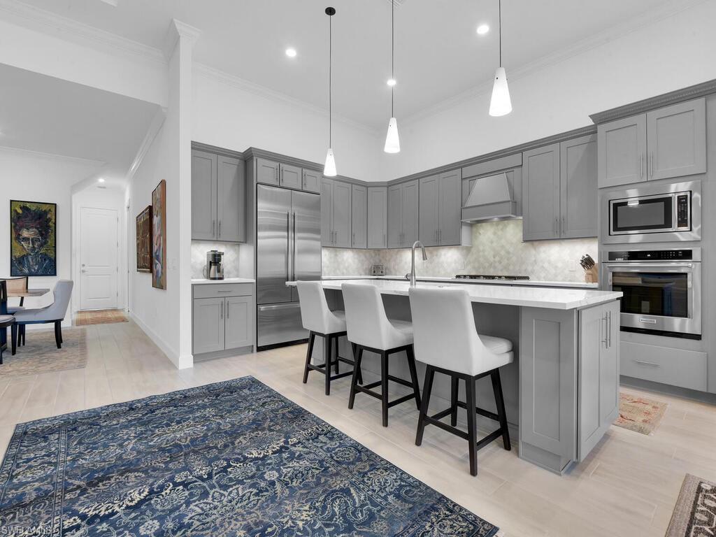 WINDING CYPRESS - Residential