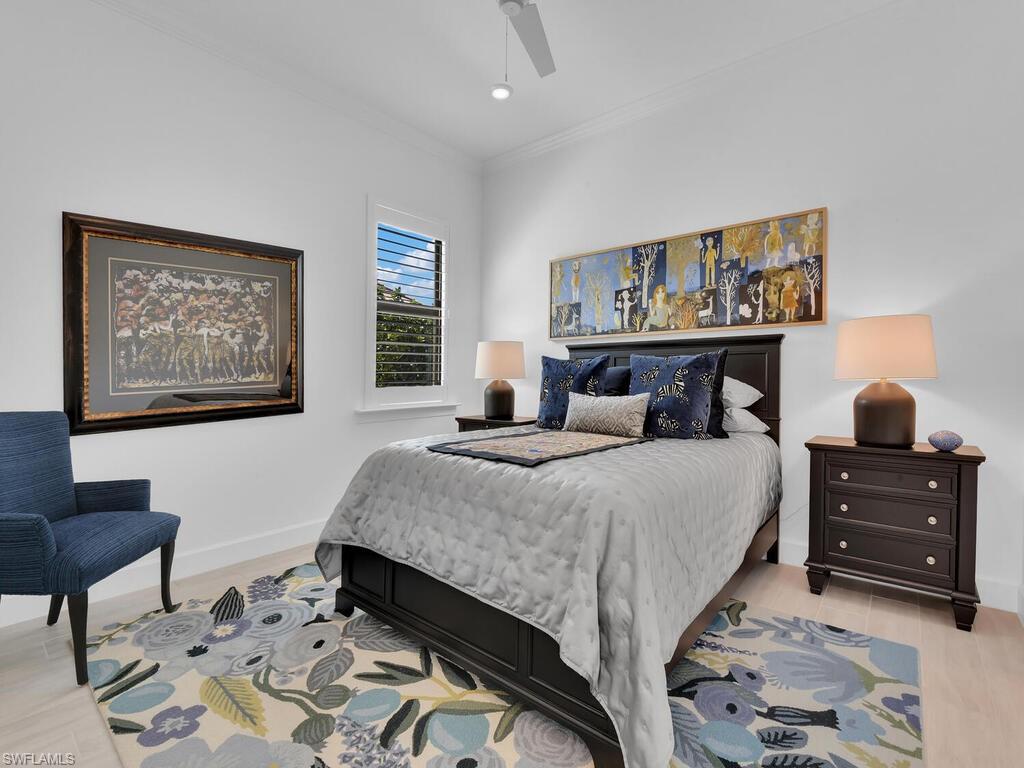 WINDING CYPRESS - Residential