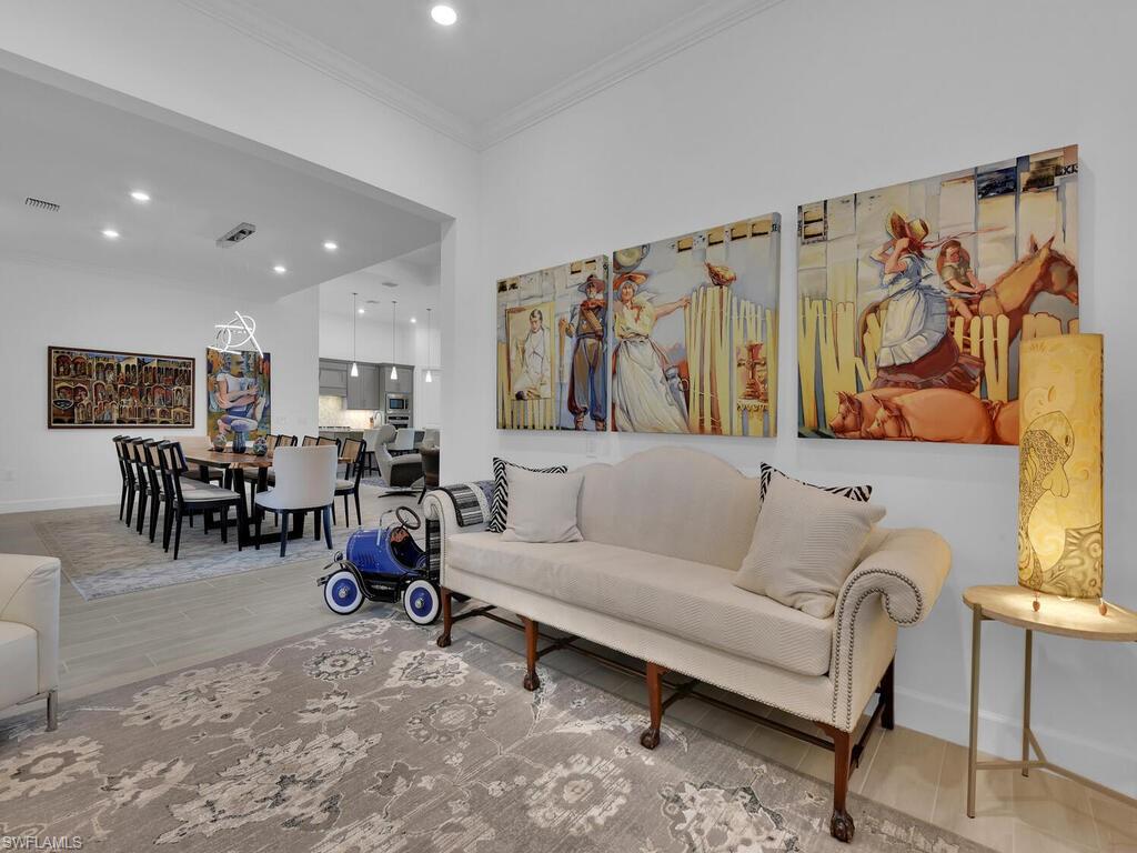 WINDING CYPRESS - Residential