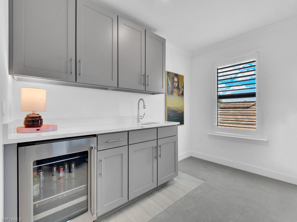 WINDING CYPRESS - Residential