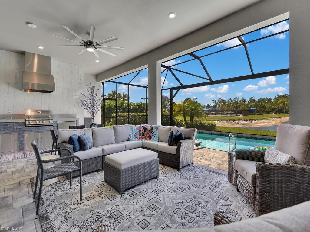 WINDING CYPRESS - Residential