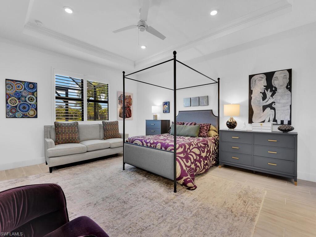 WINDING CYPRESS - Residential