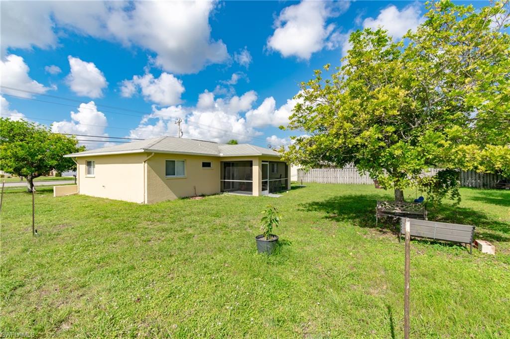 CAPE CORAL - Residential