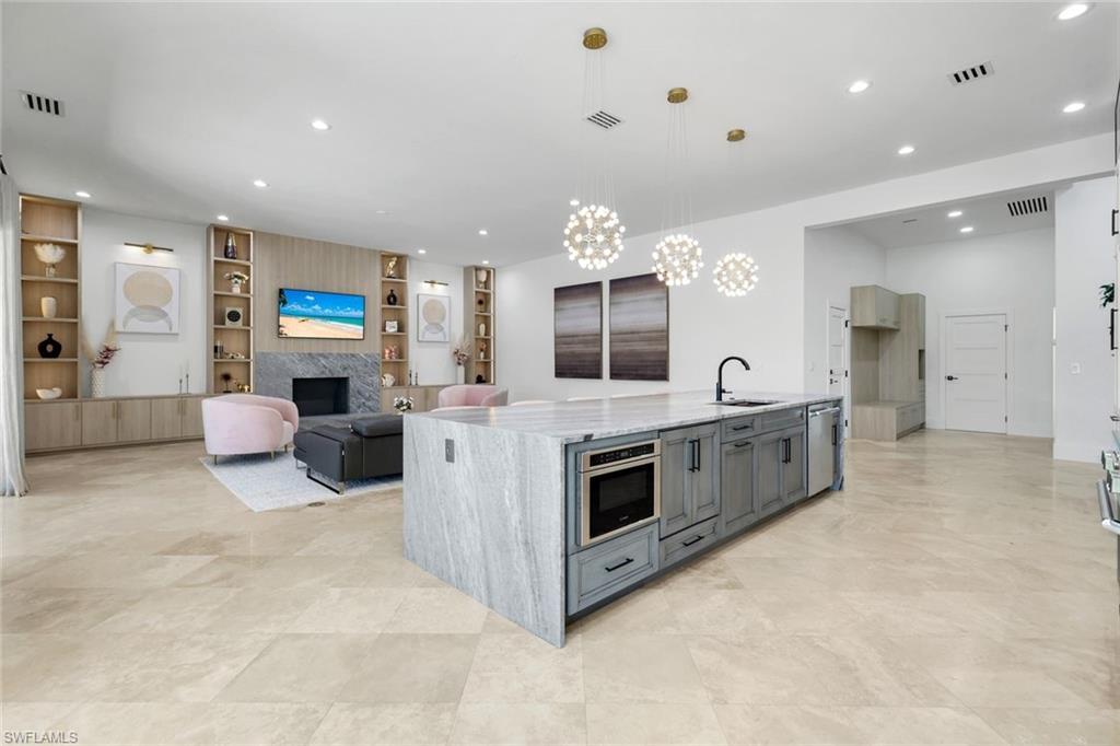 QUAIL CREEK - Residential