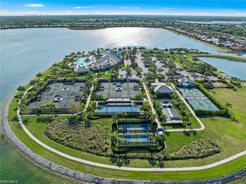 CORKSCREW SHORES - Residential