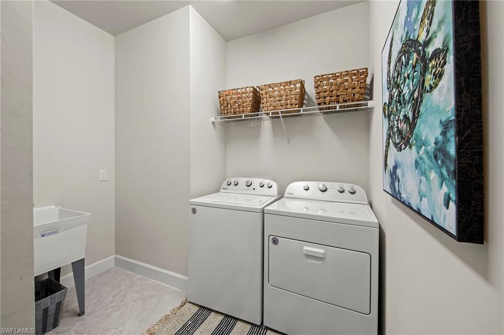 CORKSCREW SHORES - Residential