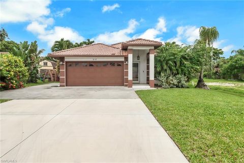 A home in NAPLES