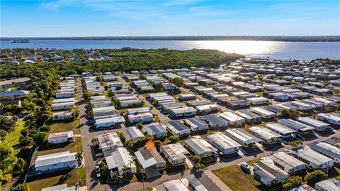 14736 Patrick Henry RD NORTH FORT MYERS FL 33917