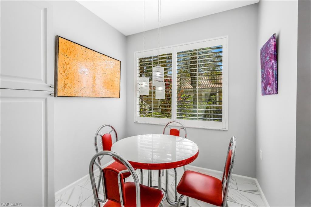 AMELIA LAKE - Residential Lease