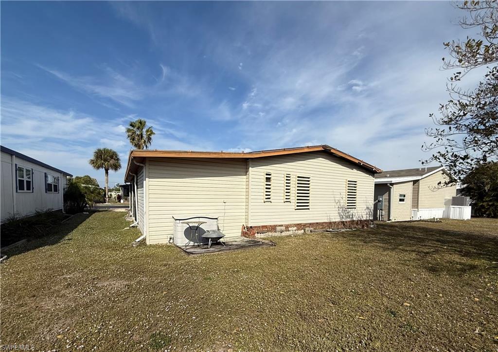 WINDJAMMER VILLAGE OF NAPLES - Residential