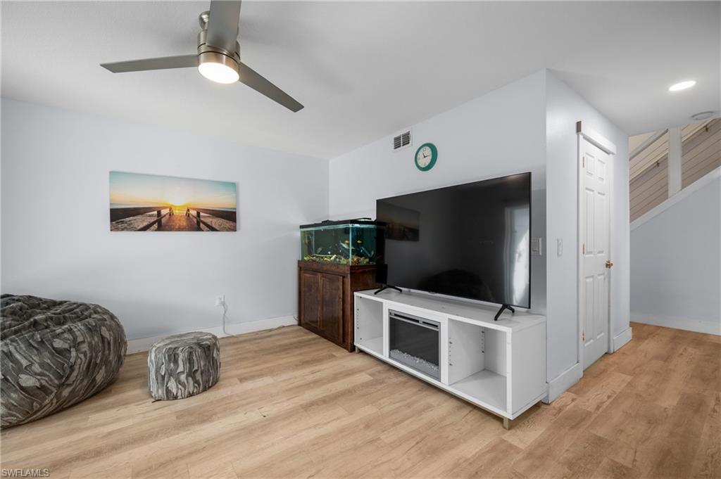 SOUTH GULF COVE - Residential