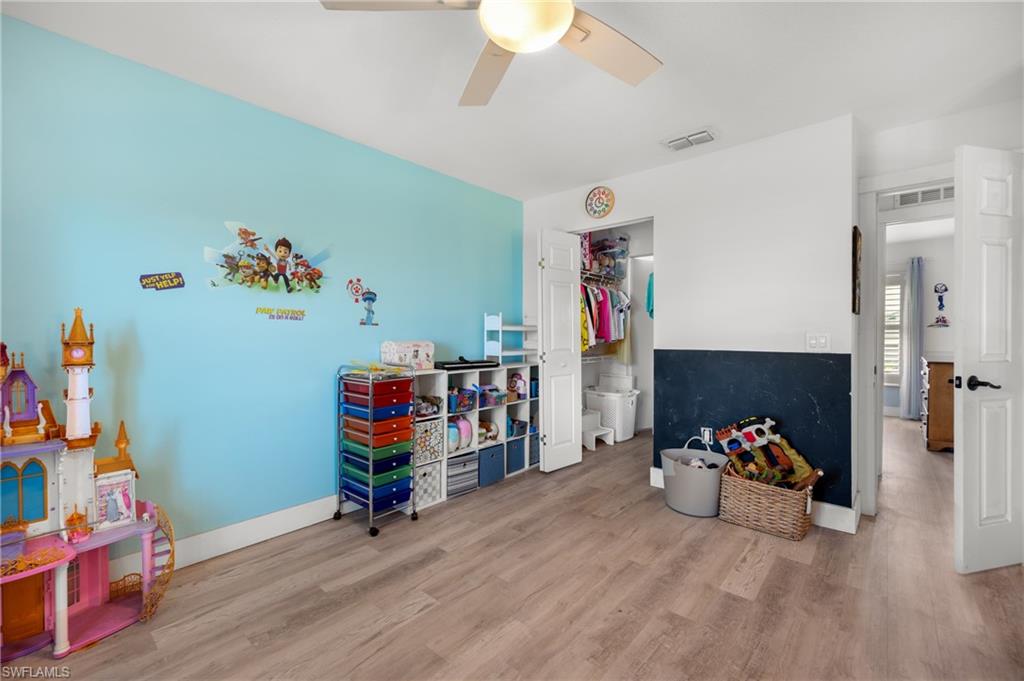 SOUTH GULF COVE - Residential