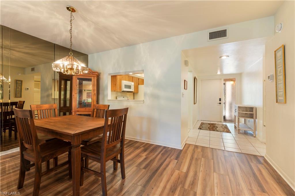 HAMPTONS AT KINGS LAKE - Residential