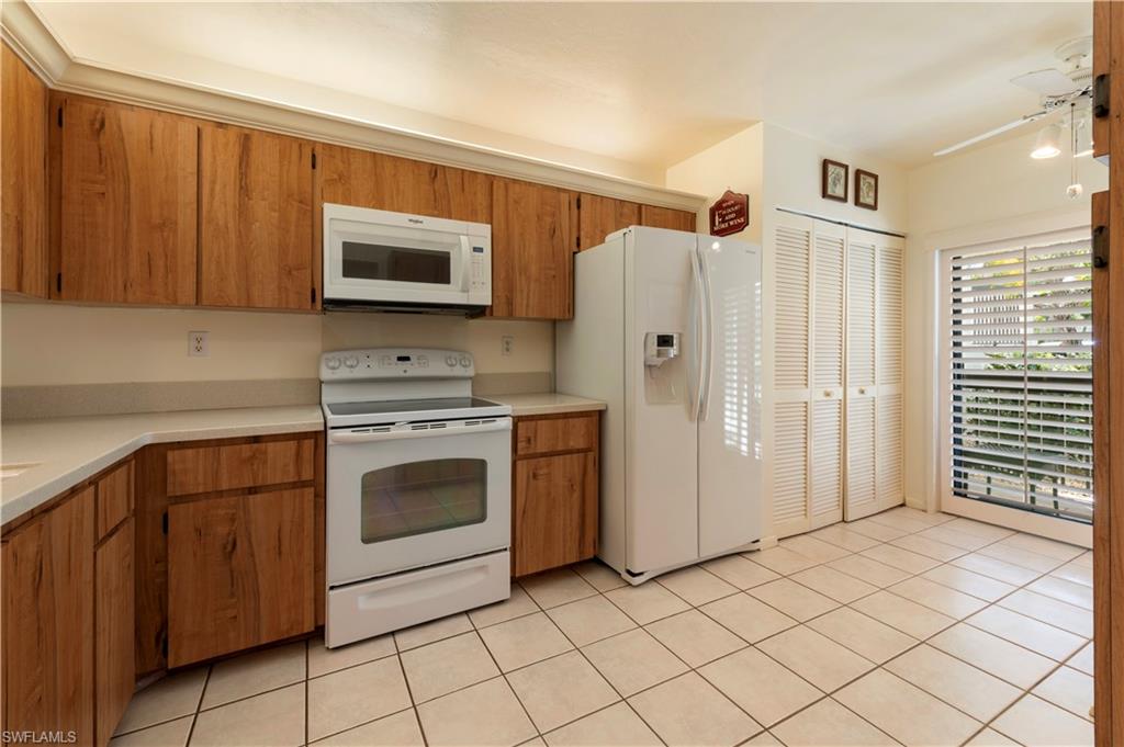 HAMPTONS AT KINGS LAKE - Residential