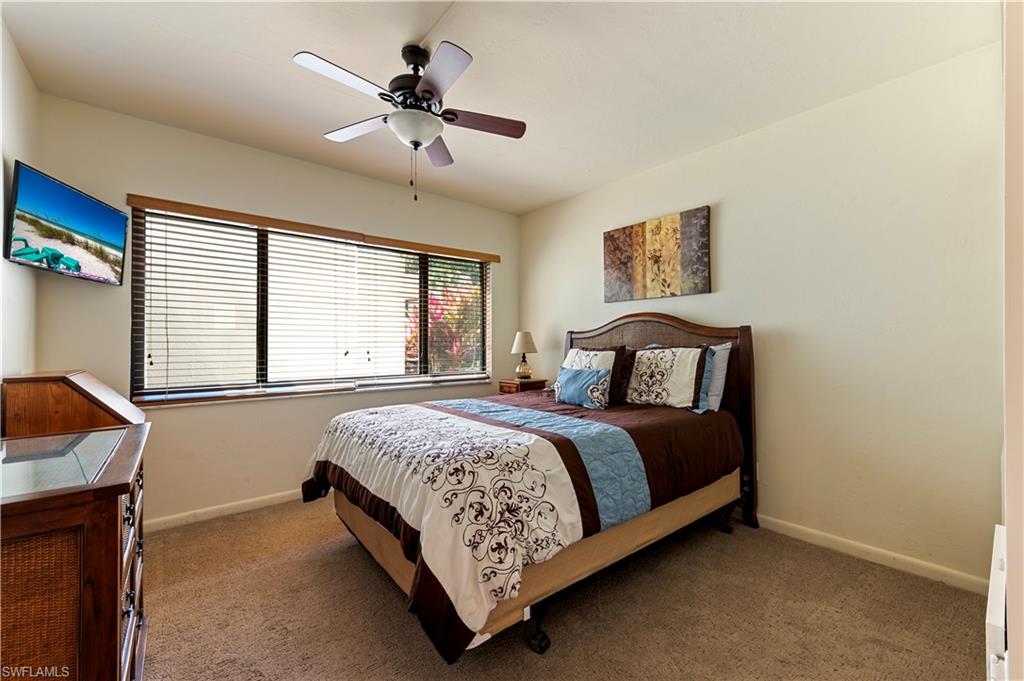 HAMPTONS AT KINGS LAKE - Residential