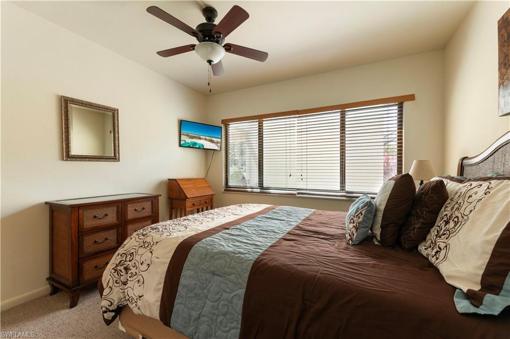 HAMPTONS AT KINGS LAKE - Residential