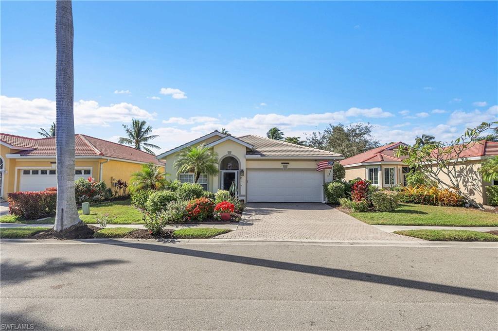 REFLECTION LAKES - Residential