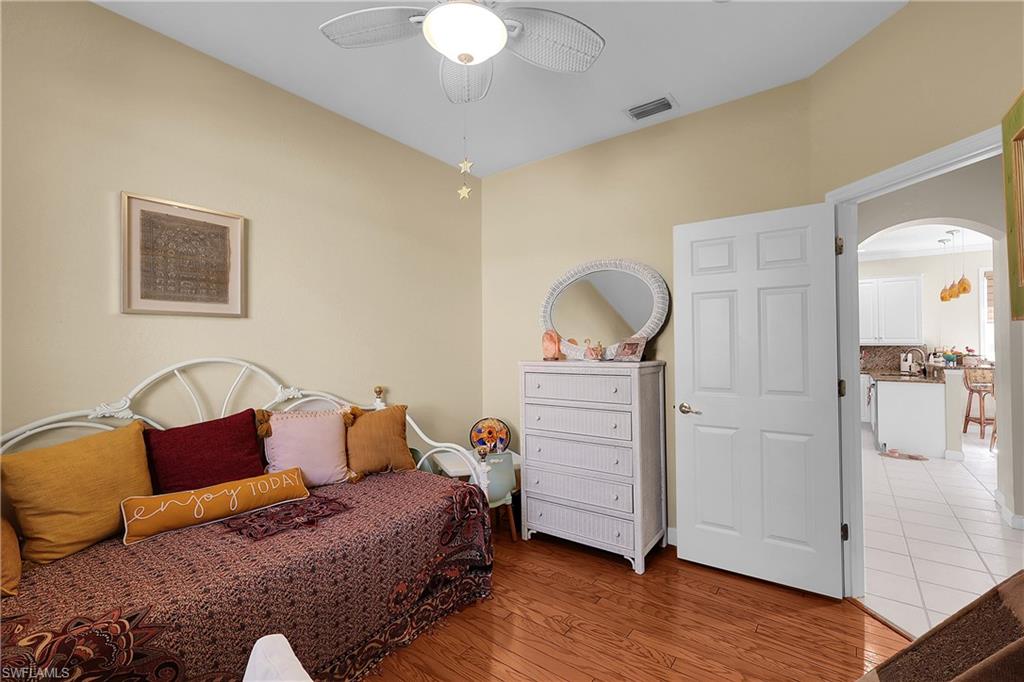 REFLECTION LAKES - Residential