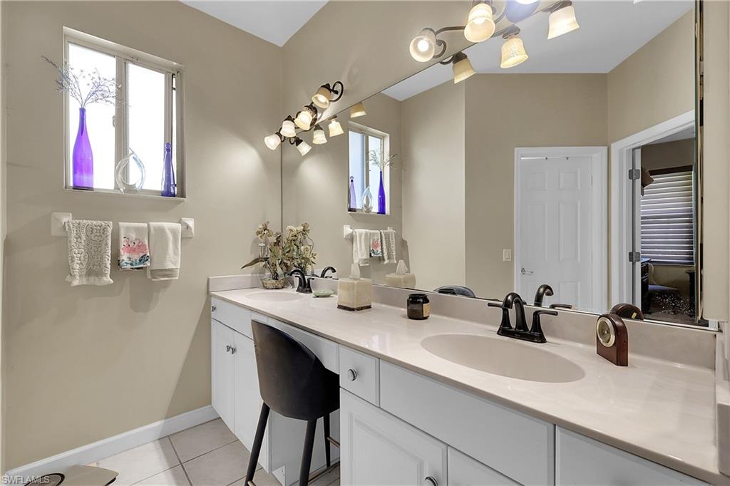 REFLECTION LAKES - Residential