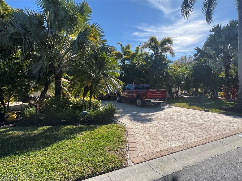 RIVERBEND MOTORCOACH RESORT - Land