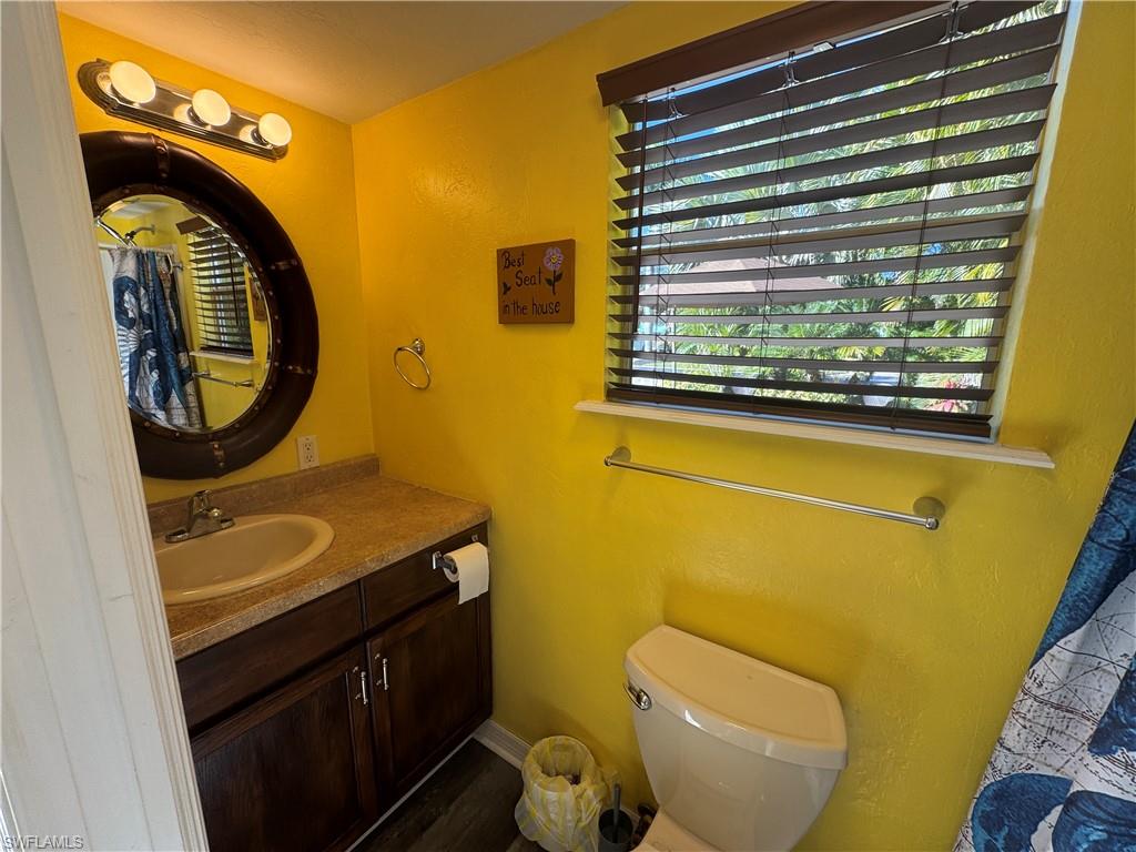 RIVERBEND MOTORCOACH RESORT - Land