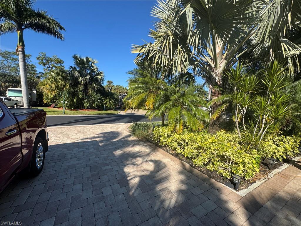 RIVERBEND MOTORCOACH RESORT - Land