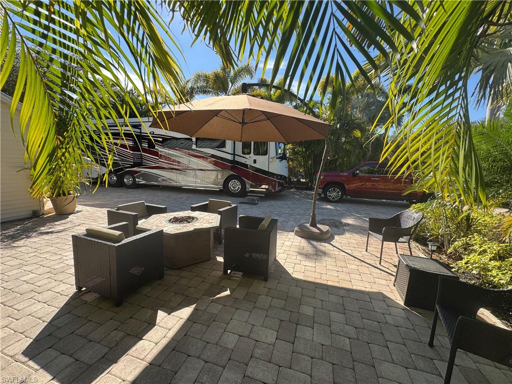 RIVERBEND MOTORCOACH RESORT - Land