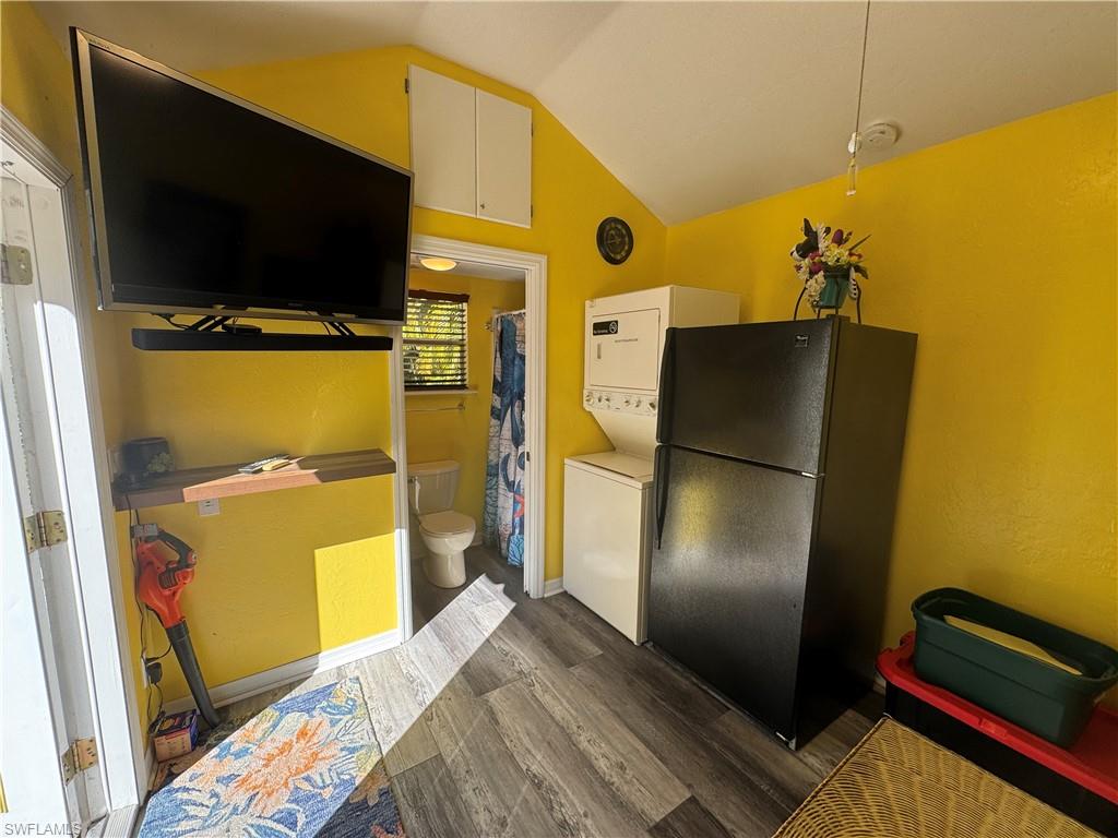 RIVERBEND MOTORCOACH RESORT - Land