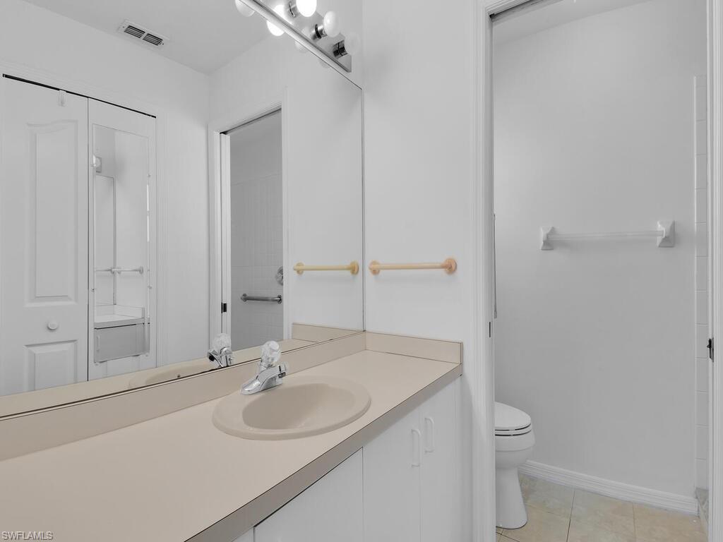 SHADOWOOD VILLAS - Residential