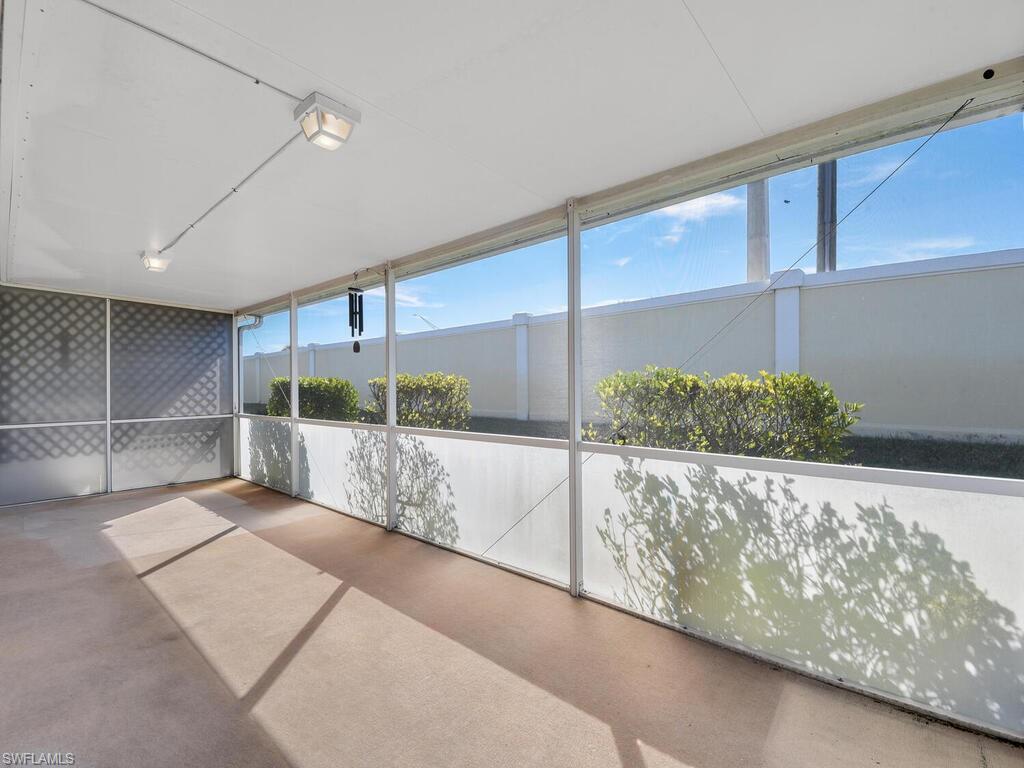 SHADOWOOD VILLAS - Residential