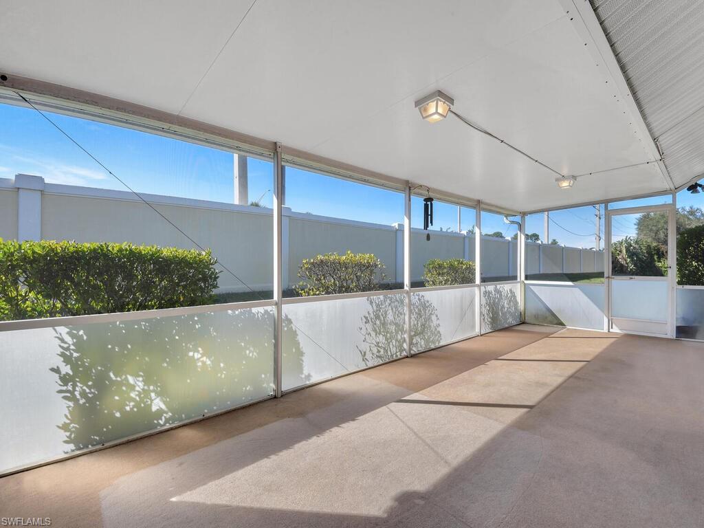 SHADOWOOD VILLAS - Residential