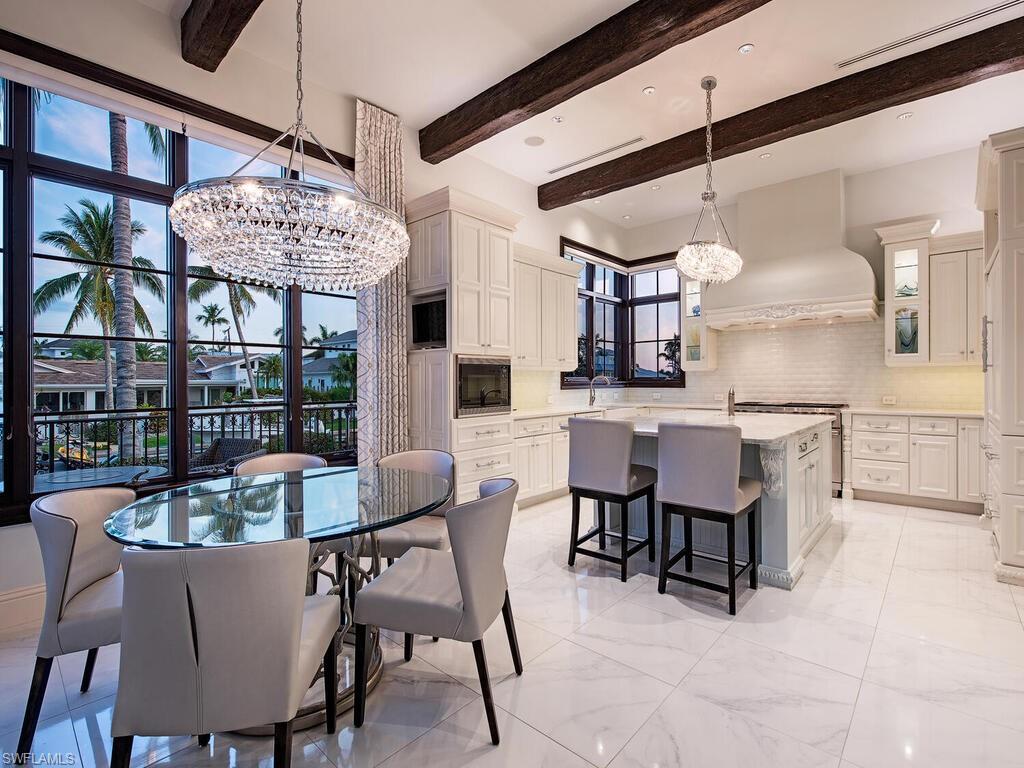 ROYAL HARBOR - Residential