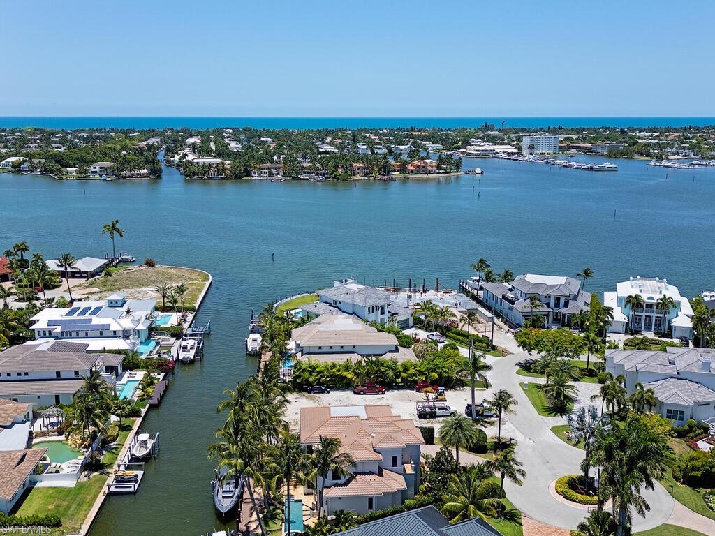 ROYAL HARBOR - Residential