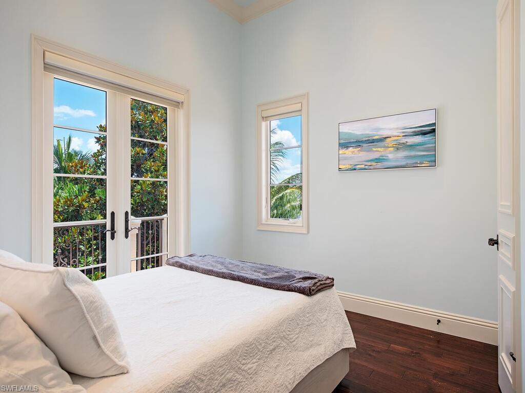 ROYAL HARBOR - Residential