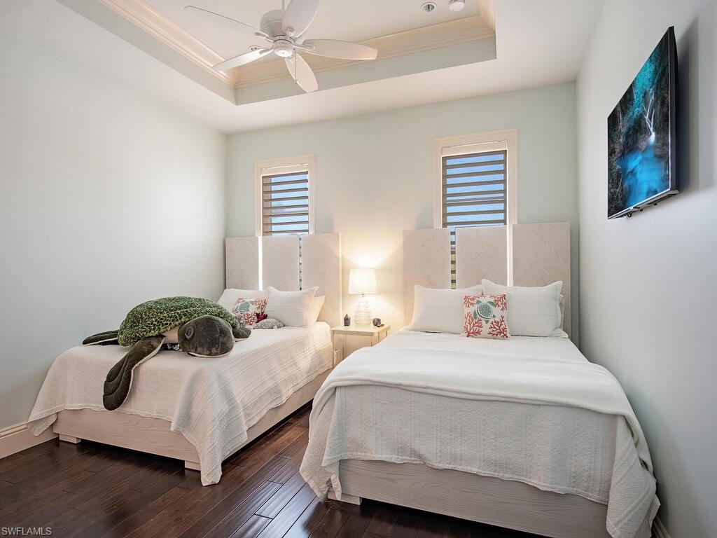 ROYAL HARBOR - Residential