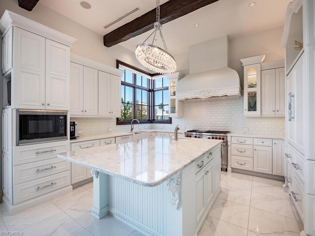 ROYAL HARBOR - Residential