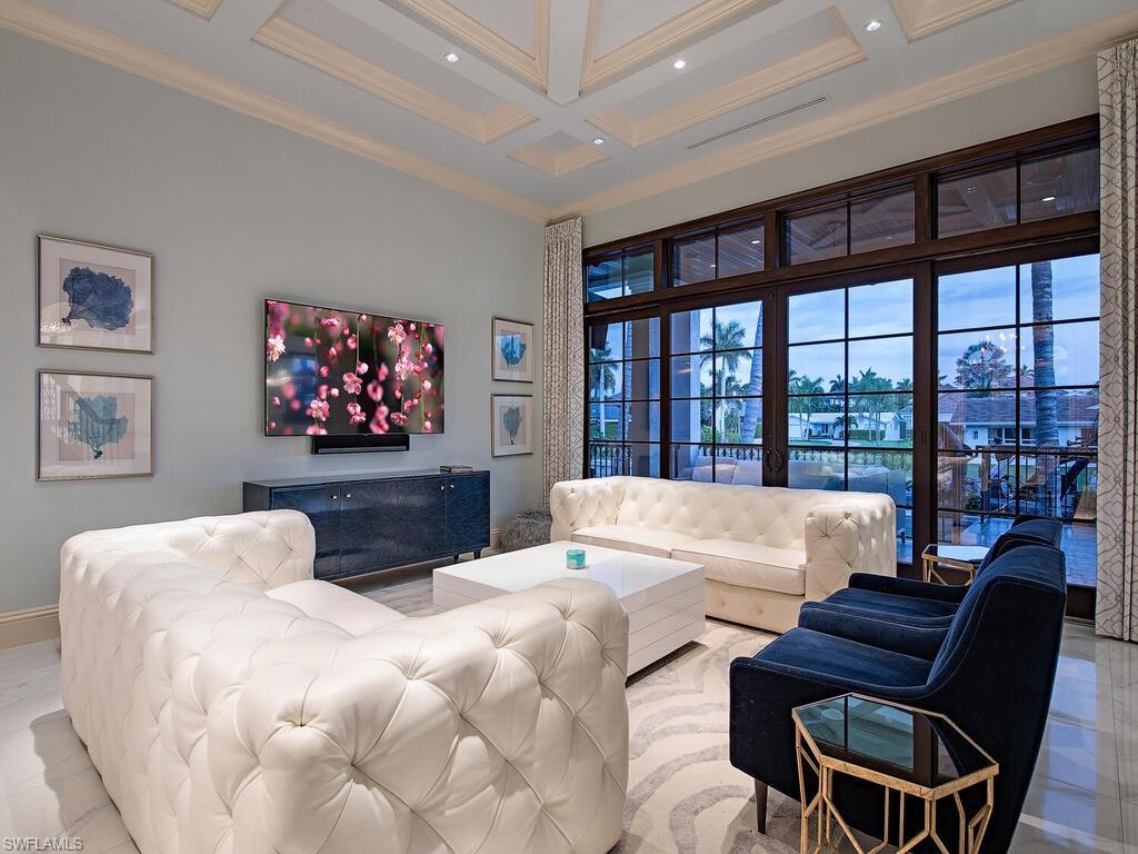 ROYAL HARBOR - Residential