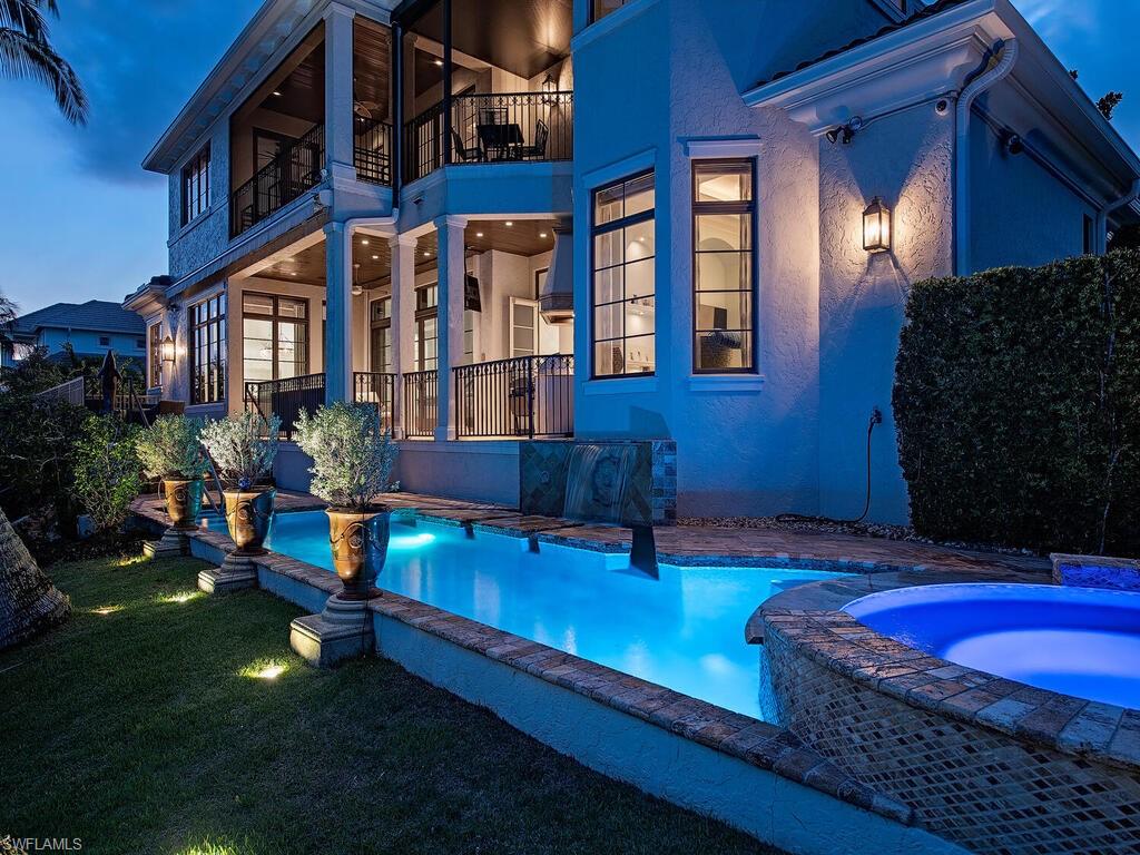 ROYAL HARBOR - Residential