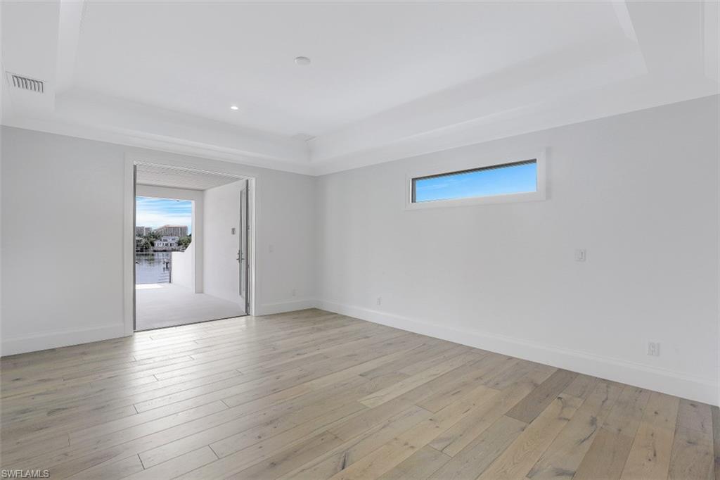 PARK SHORE - Residential