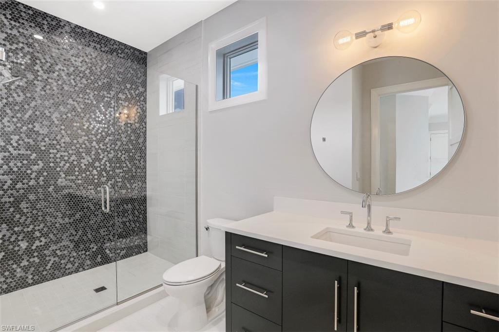 PARK SHORE - Residential