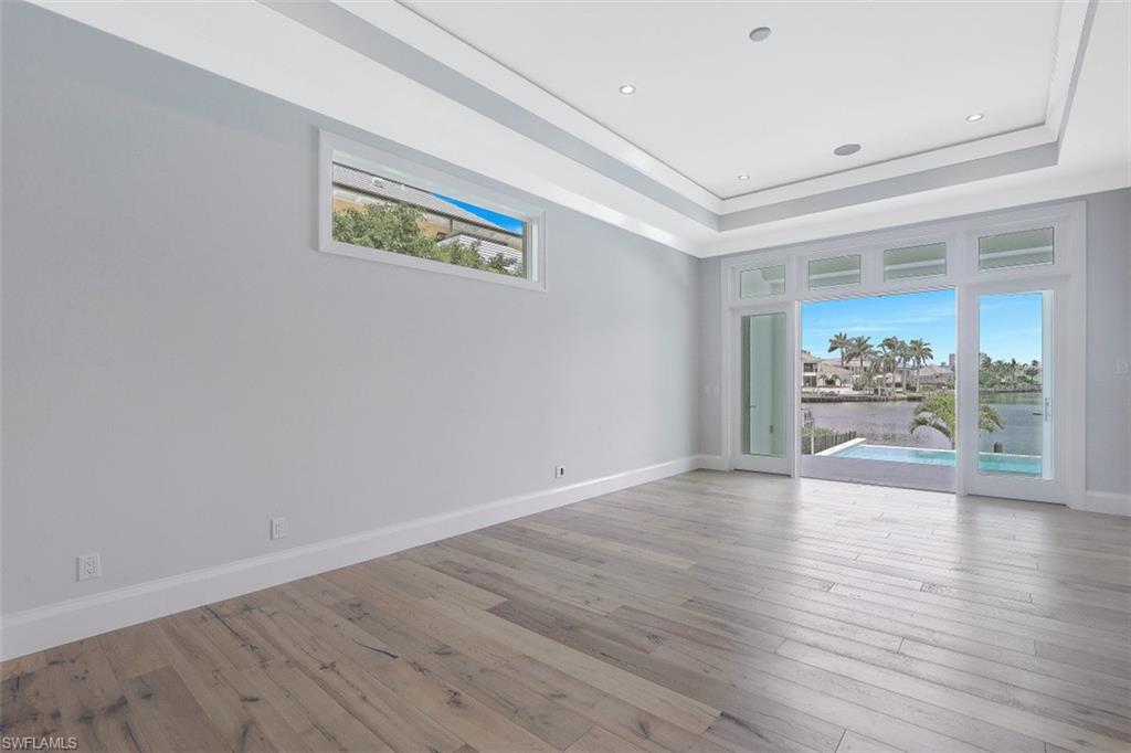 PARK SHORE - Residential