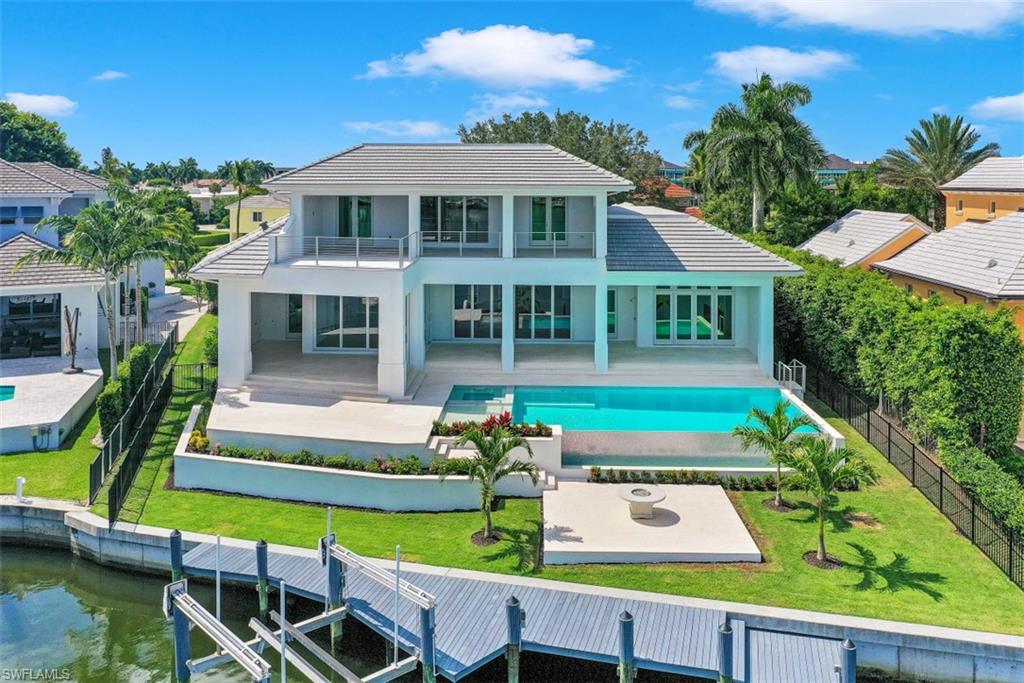 PARK SHORE - Residential