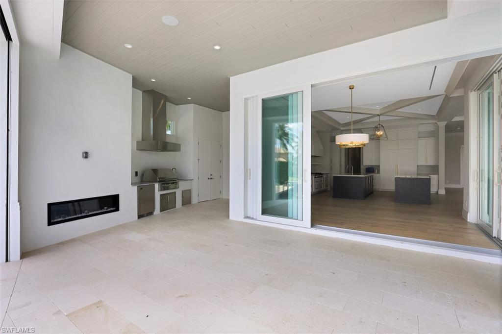 PARK SHORE - Residential