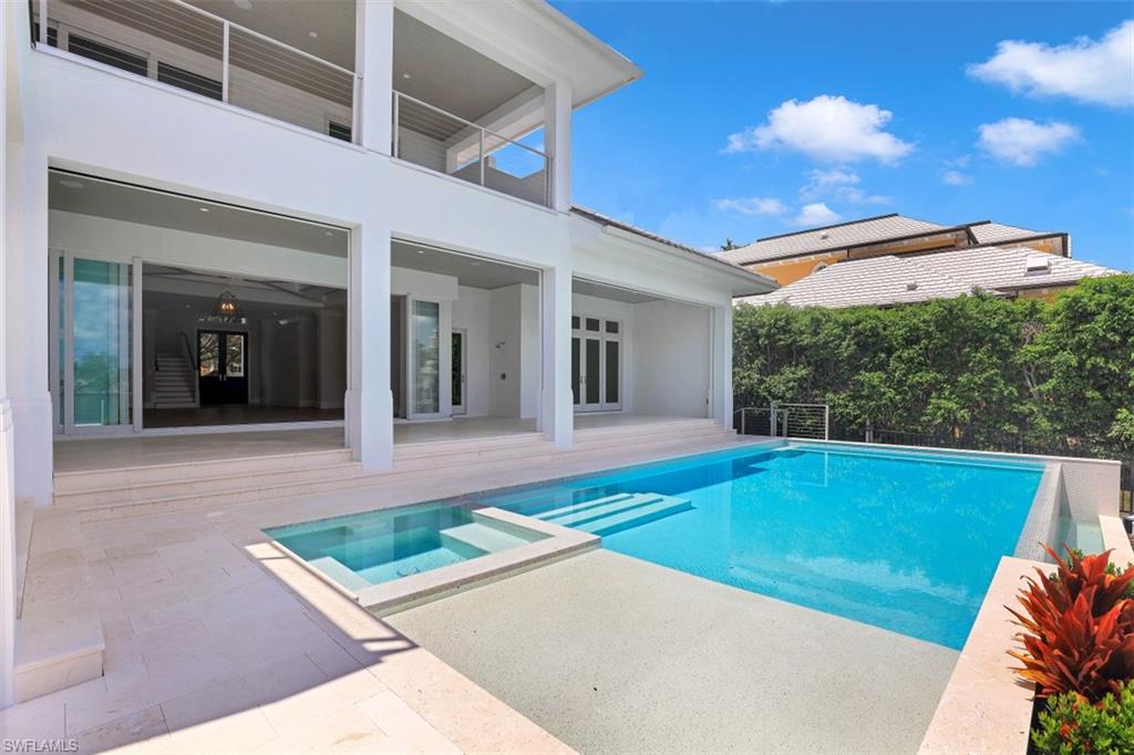 PARK SHORE - Residential