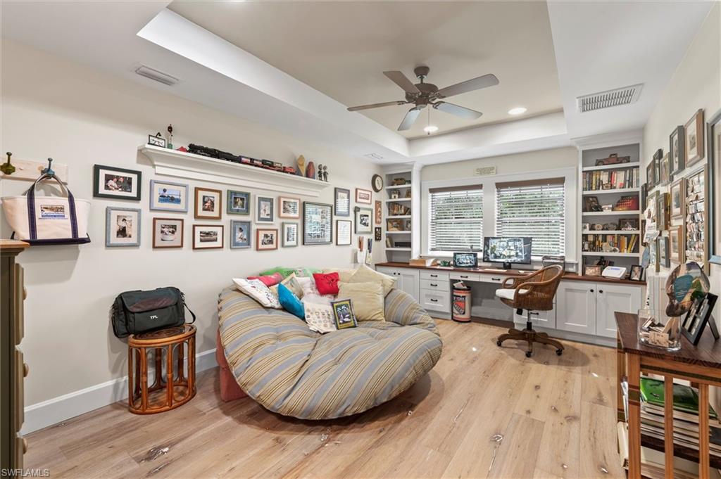 GORES A M SUBD - Residential