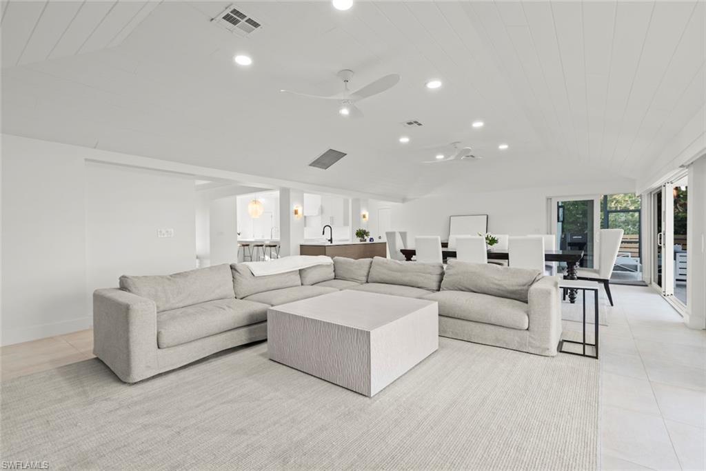 SHELL HARBOR - Residential