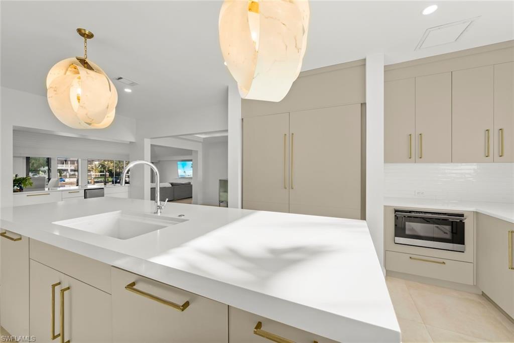 SHELL HARBOR - Residential