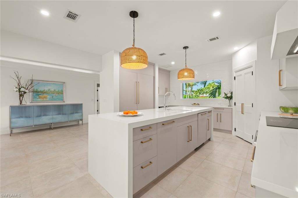 SHELL HARBOR - Residential