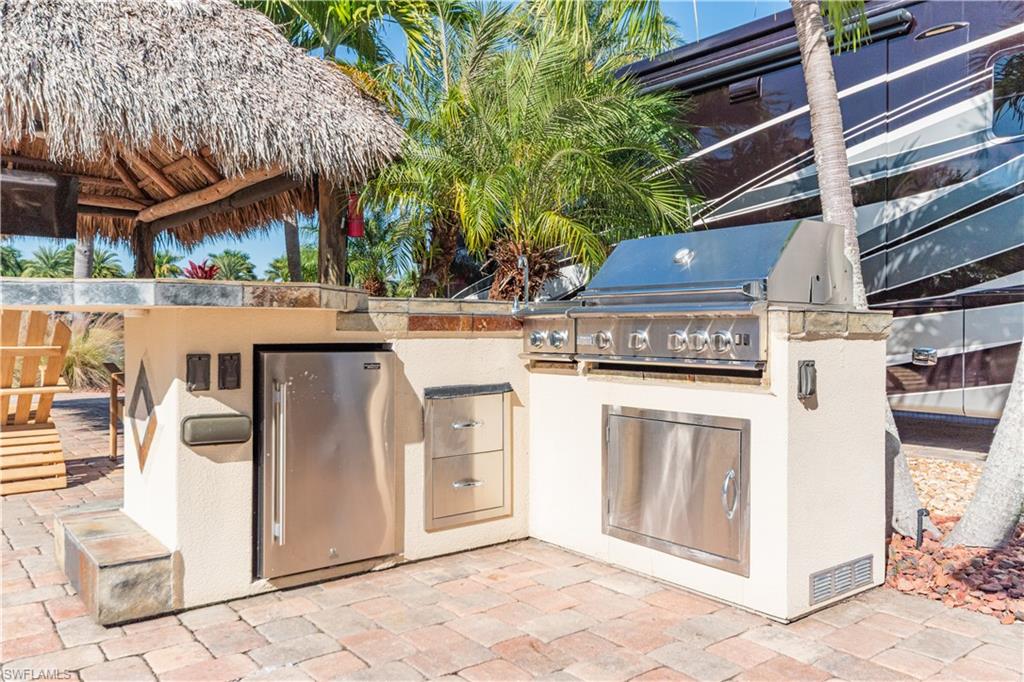 CYPRESS TRAIL RV RESORT - Land