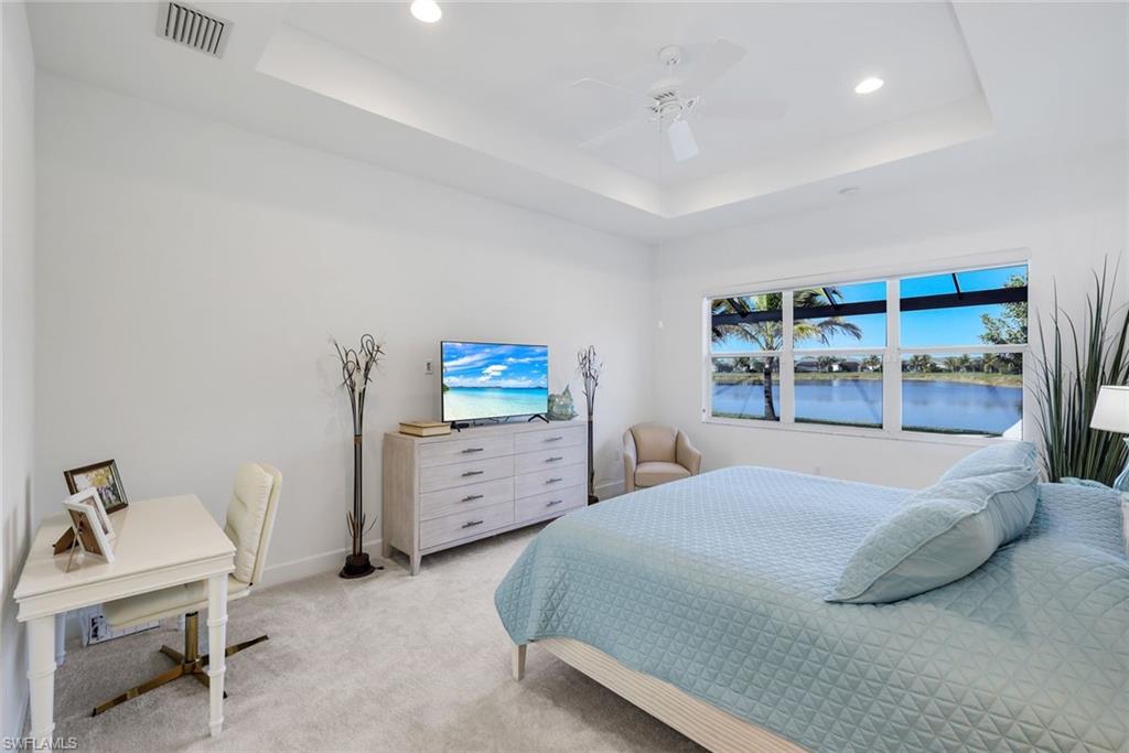 VALENCIA TRAILS - Residential